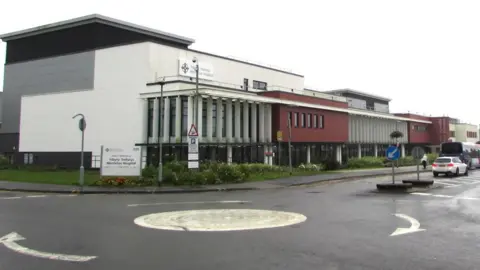 Jaggery / Geograph Morriston Hospital