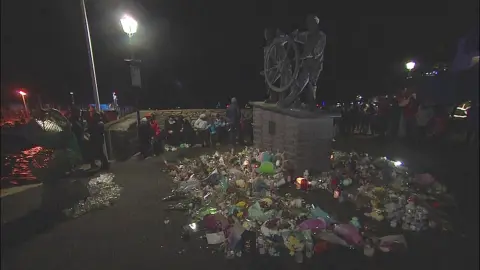 tributes in brixham