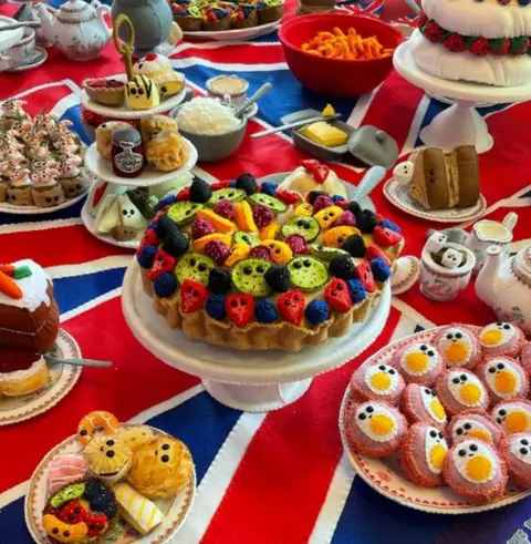 SewYourSoul Royal Jubilee tea party made from felt