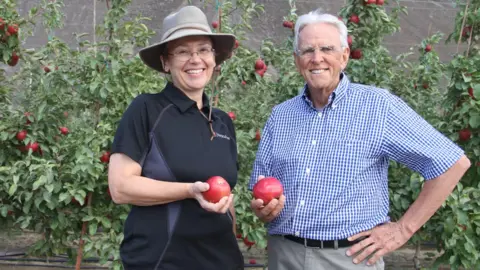 PVM Kate Evans and Bruce Barritt