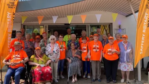 BBC Rosaire Court and Gardens