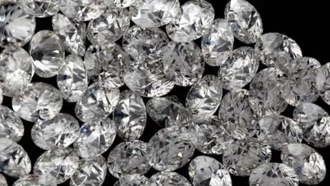 Dholakia Diamonds Loose diamonds
