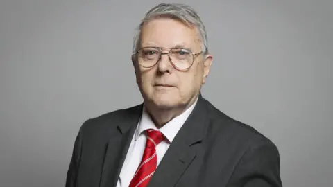 Roger Harris/ UK Parliament Lord McAvoy