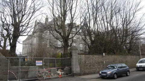 Bill Harrison/Geograph Nazareth House in Aberdeen