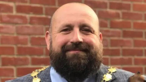 Stephen Ferguson Stephen Ferguson