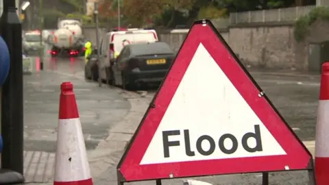 A flood sign