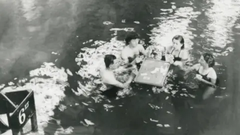 Droitwich Spa Heritage Centre Picture of people using the baths courtesy of Droitwich Spa Heritage Centre