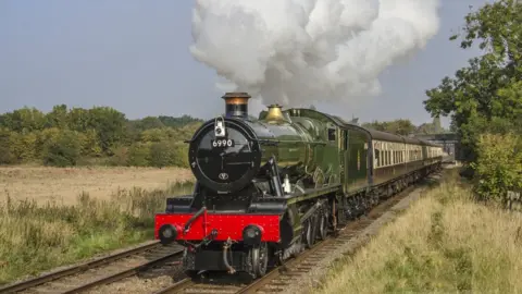 Train on the Great Central Railway