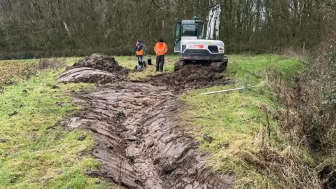 Trent Rivers Trust Flood defence work at Crock Dumble, Nottinghamshire