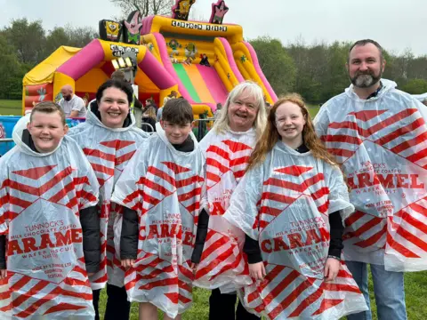 robroyston park party with bouncy castle