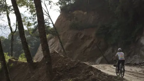 Melyn McKay Alex Bescoby in action