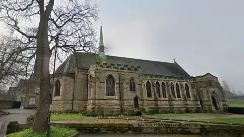 A view of Repton school on Willington Road