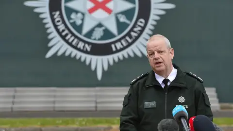 PACEMAKER Simon Byrne