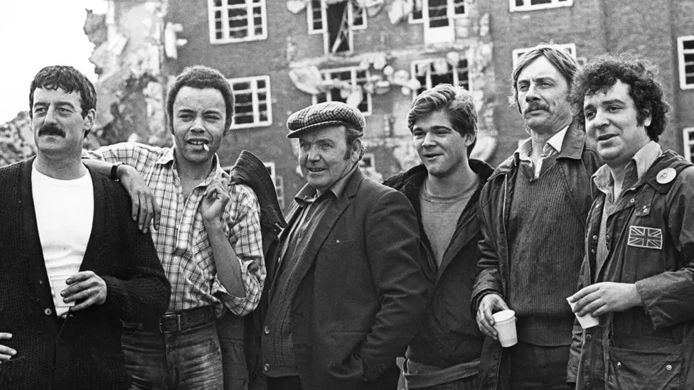 Boys from the Blackstuff cast