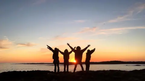 Karl Hughes Childen on Tiree