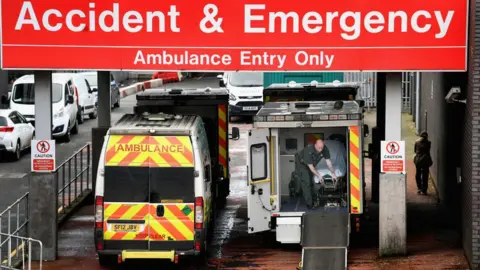 Jeff J Mitchell a&E unit