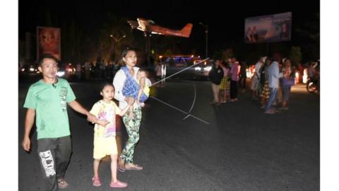 Gempa Lombok: Setidaknya 82 orang meninggal akibat gempa berkekuatan