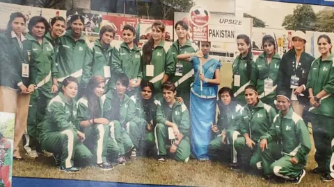 BBC A picture of the Pakistan hockey team