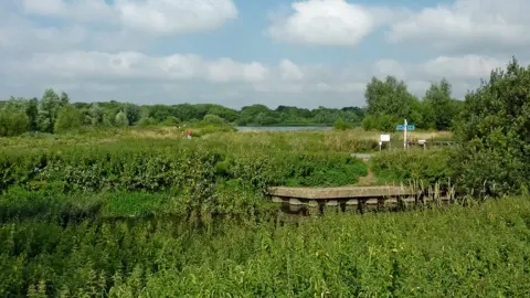 Geograph Watermead Park