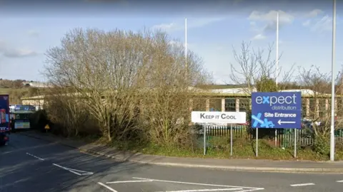 LDRS Expect Distribution entrance