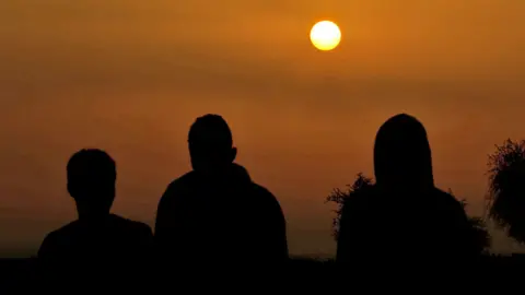 BBC Silhouettes of refugees