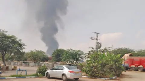 Ezekiel Kitiku Smoke rising near Kibbutz Nir Oz in Israel on the morning of 7 October 2023