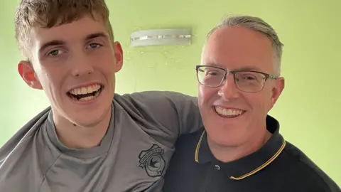 Family photo Ellis and Tim