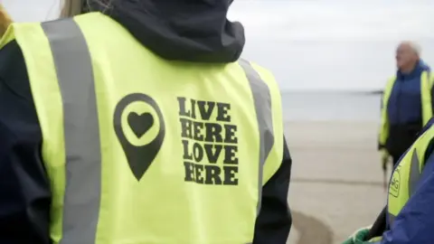 navigatorblue high vis vest