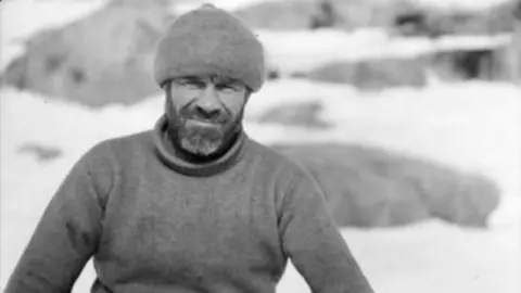 BAS Marine zoologist James Marr