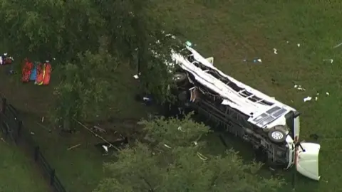 Bus after tragic crash in Florida