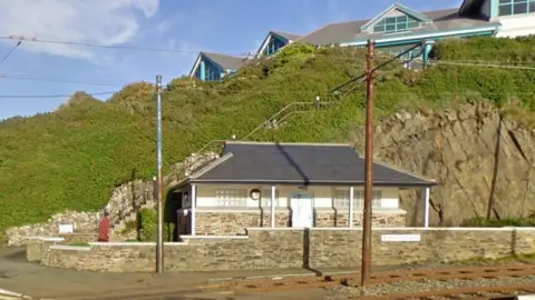 Google Port Jack public toilets