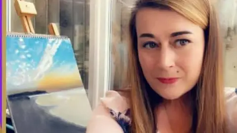 Emma Hunt Emma Hunt artist