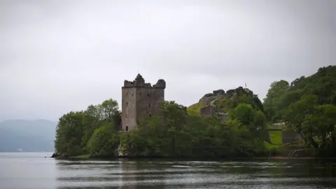 AFP Urquhart Castle, Loch Ness