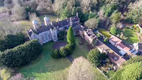 Charles de Gaulle cadet mansion sold in Bewdley