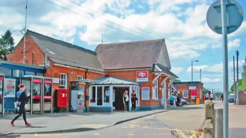 Geograph/Ben Brooksbank Wickford station