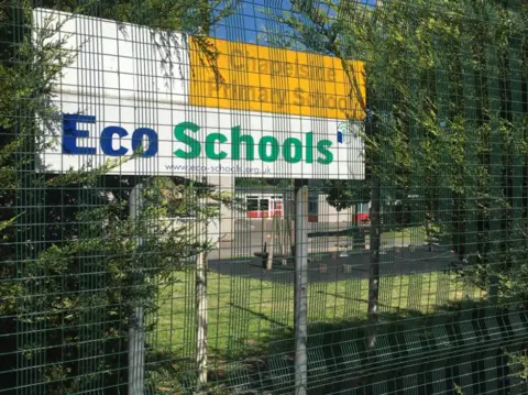 Alamy Chapelside Primary