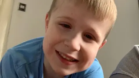 Mark Henry-Rowan Liam