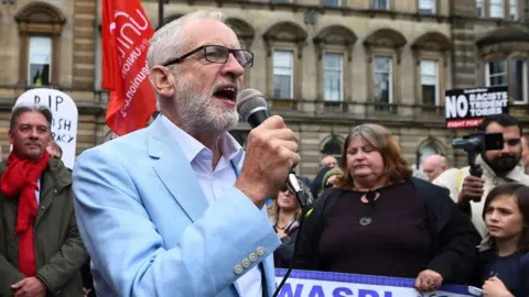 Getty Images Labour leader Jeremy Corbyn speaking in Glasgow