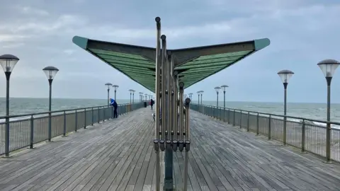 BLUNDERDAD FRIDAY - Boscombe Pier