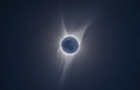 Peter Ward Earth Shine