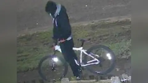 Leicestershire Police CCTV image of person on a bike