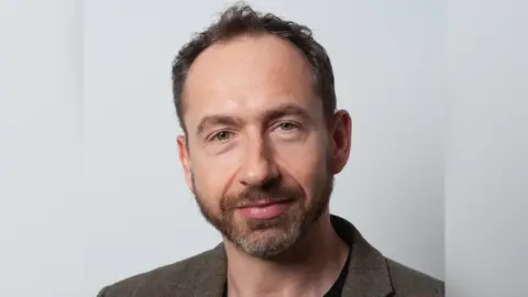 Mark Allen Group Recent Saul Wordsworth portrait