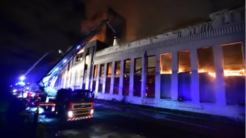 PA Littlewoods building fire