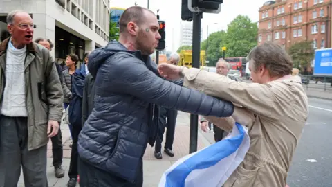 PA Outside the court