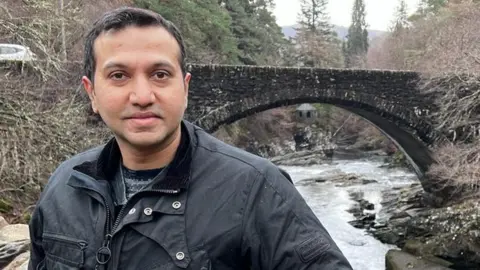 Abhijeet Kadwe Abhijeet Kadwe