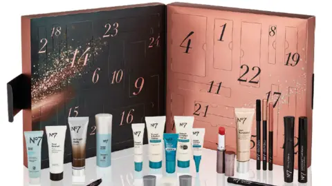 Boots Boots' No7 Beauty Advent Calendar