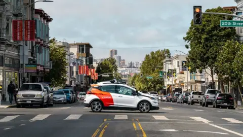 Cruise Cruise driverless car in San Francisco