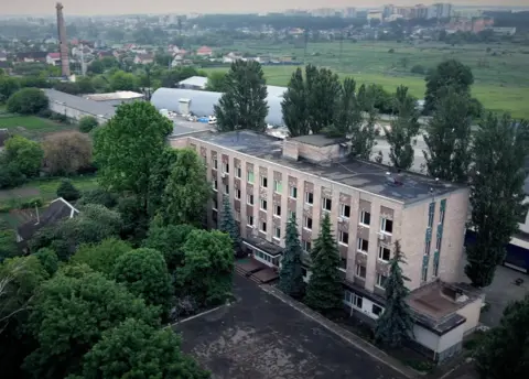 The office building at 144 Yablunska Street