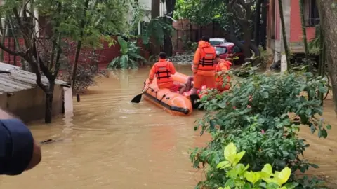 Seemanthini Desai / BBC Bangalore rains