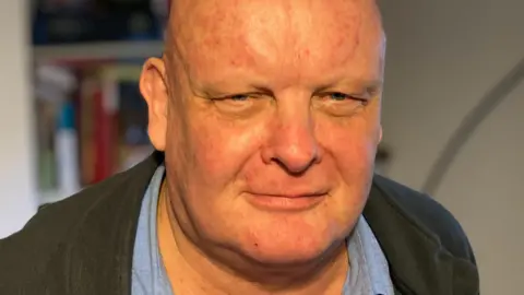 Nigel Hunt Nigel Hunt